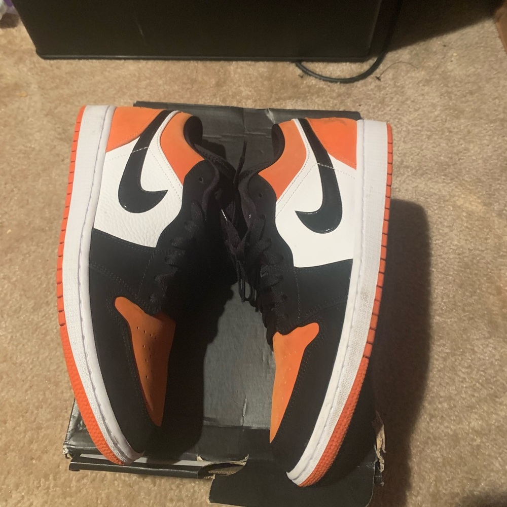 Jordan 1 low